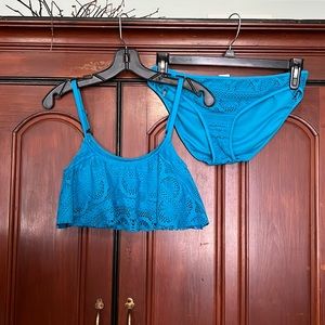 Kenneth Cole Reaction Two Piece Bathing Suit Size Medium